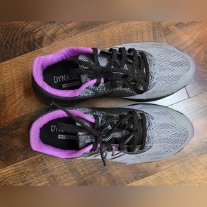 Women's New Balance Shoes